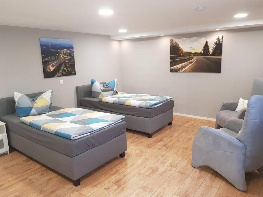 Ferienwohnung Bela, Naehe Nuerburgring Luxem ภายนอก รูปภาพ
