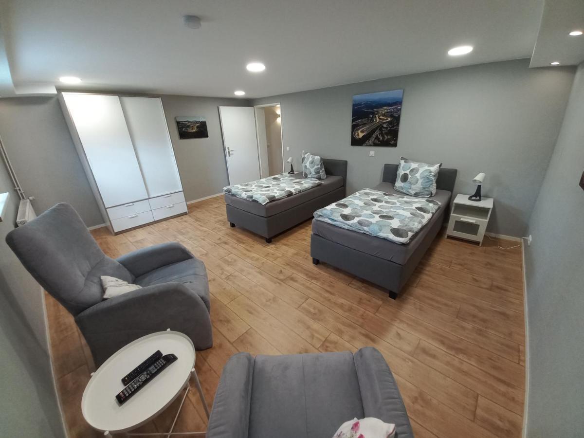 Ferienwohnung Bela, Naehe Nuerburgring Luxem ภายนอก รูปภาพ