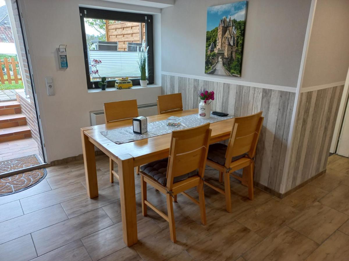 Ferienwohnung Bela, Naehe Nuerburgring Luxem ภายนอก รูปภาพ
